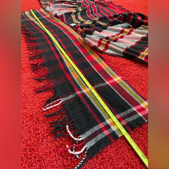 Vivienne Westwood BRAND NEW AW16 PONCHO WITH SCARVES attached Red Tartan - Picture 7 of 15